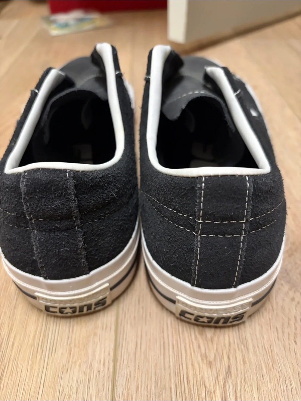 Converse classic low
